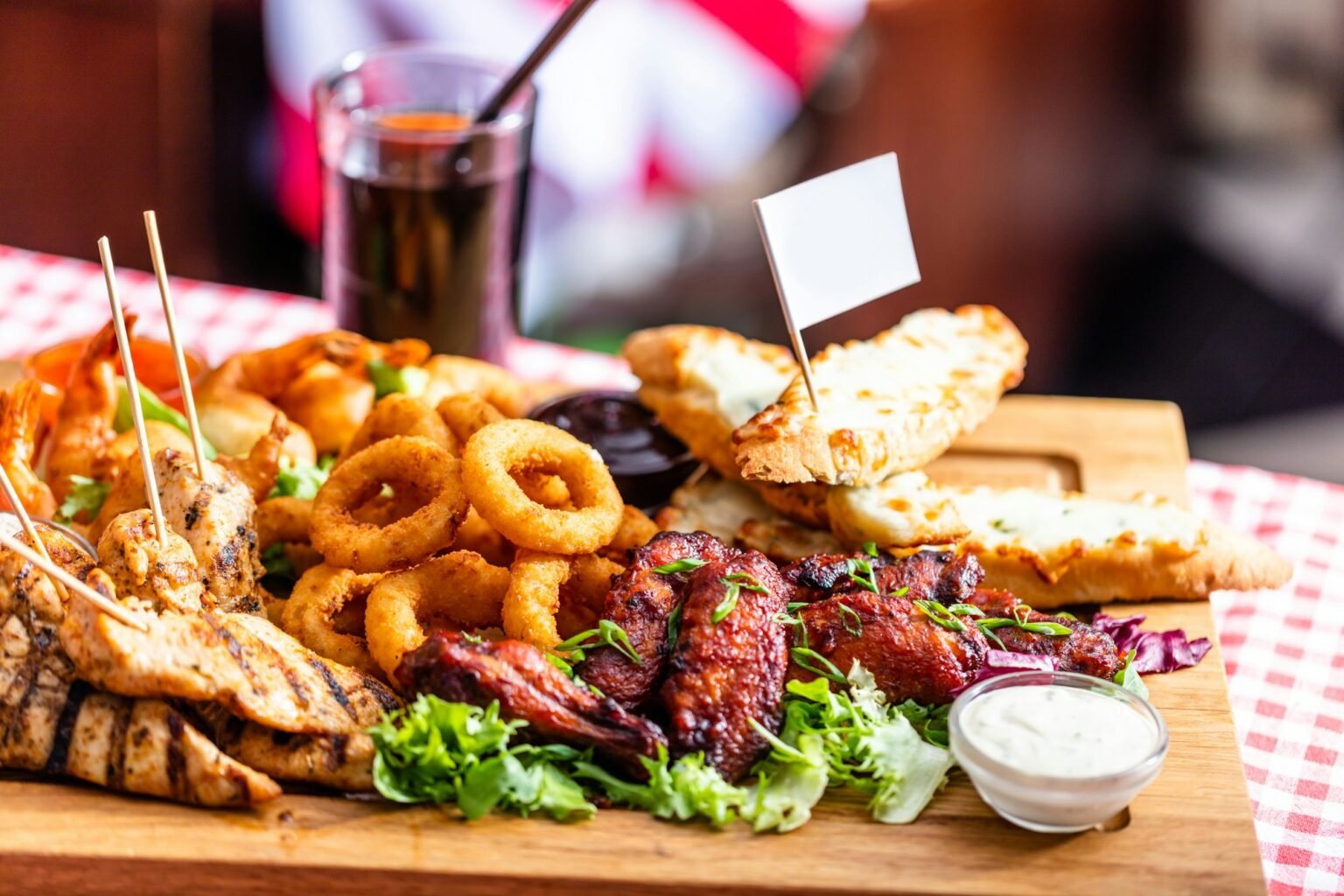grilled-snack-plate-served-in-american-restaurant-1536x1024